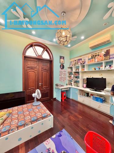 Bán nhà 3 tầng, 175m², 3PN, 4WC, Linh Đông, Thủ Đức - 16.8 tỷ - 3