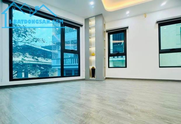 NHÀ ĐẸP HOÀNG MAI- NGÕ NÔNG RỘNG - FULL NỘI THẤT - CHỈ NHỈNH 5 TỶ - 3