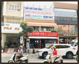 Top nhà vị trí đẹp rẻ 7.4 x 15m nở hậu Lý Chính Thắng Q3 TP.HCM