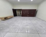 Nhà hiếm đường Giải Phóng, gần bến xe Nước Ngầm, 2 mặt ngõ trước sau, sát phố chính, dt