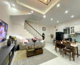 Bán nhà 4 T ngõ ô tô Nguyễ Văn Cừ, gần cầu Chương Dương DT 36m MT~ 4m giá 7,5 tỷ