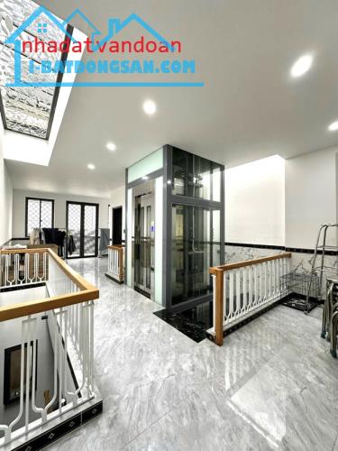 CƠ HỘI HIẾM! NHÀ ĐẸP HẺM PHAN SÀO NAM, P.11, TÂN BÌNH, THANG MÁY TRONG NHÀ - CHỈ 22 TỶ - 2