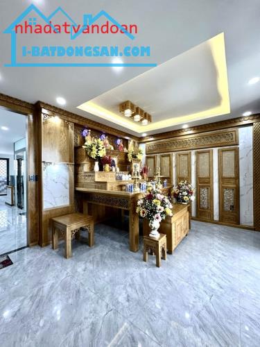 CƠ HỘI HIẾM! NHÀ ĐẸP HẺM PHAN SÀO NAM, P.11, TÂN BÌNH, THANG MÁY TRONG NHÀ - CHỈ 22 TỶ - 3
