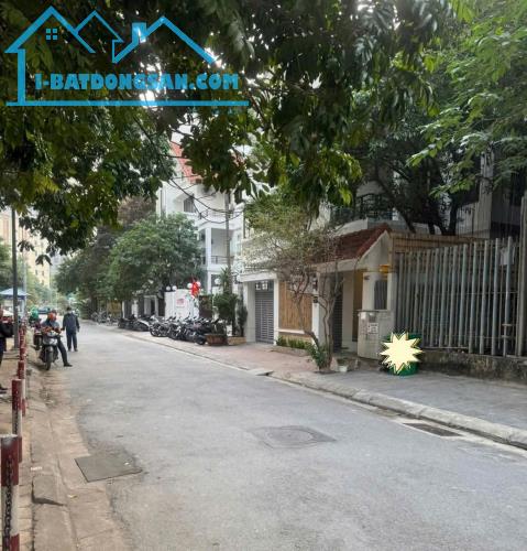 BIỆT THỰ SONG LẬP TRẦN KIM XUYẾN - KĐT YÊN HOÀ - DT 155M2 CHỈ 66 TỶ. - 4