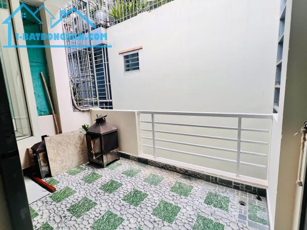 CẦU GIẤY - 30M - 5 TẦNG - MT 3.5M - 7.68 TỶ - 5