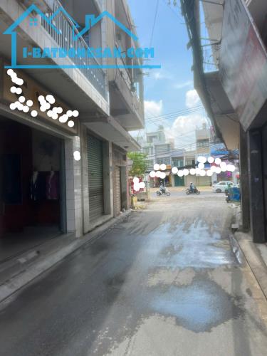 Bán gấp nhà 2 MT  Nguyễn Bá Tòng và Trường Chinh P.11 Quận Tân Bình - 4