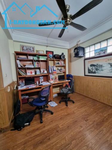 - Bán nhà phú đô 41m2, 5 tầng giá chỉ 8 tỷ - 1