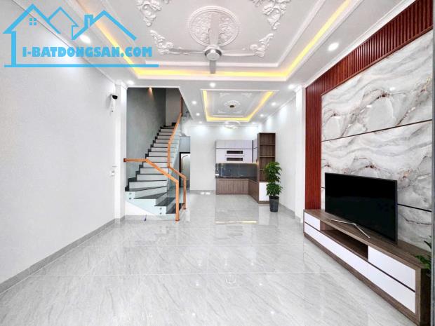nhà lầu xây mới ngay cuối đường Đồng Khởi - 1