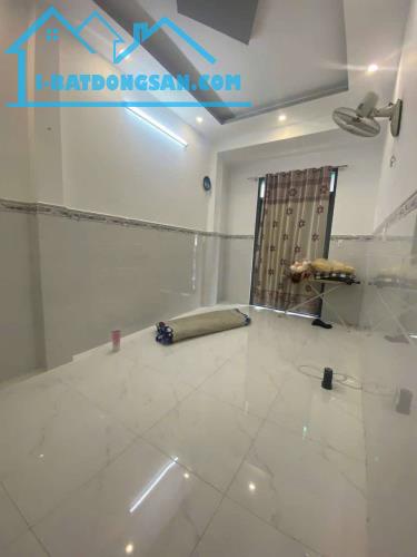 Bán nhà đẹp hẻm tại Quận 7 - Diện tích: 5.75m x 12m - Giá cực tốt chỉ 5,95 TỶ - 1