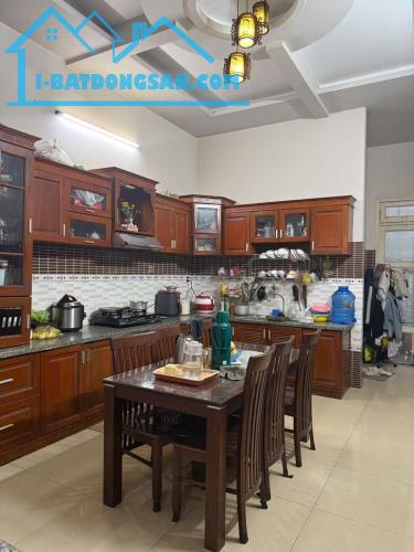 BÁN NHÀ 3 TẦNG - 96M² - HẺM XE HƠI - BÙI VĂN NGỮ, QUẬN 12 - GIÁ CHỈ 5.48 TỶ - 2