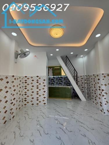 LÔ GÓC 2 MẶT TIỀN HẺM XE TẢI – NHÀ 3 TẦNG KINH DOANH SẦM UẤT – GIÁ CHỈ NHỈNH 2 TỶ - 1