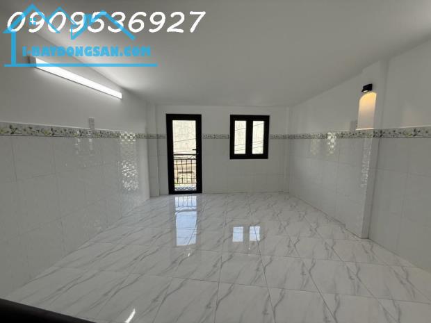 LÔ GÓC 2 MẶT TIỀN HẺM XE TẢI – NHÀ 3 TẦNG KINH DOANH SẦM UẤT – GIÁ CHỈ NHỈNH 2 TỶ - 4