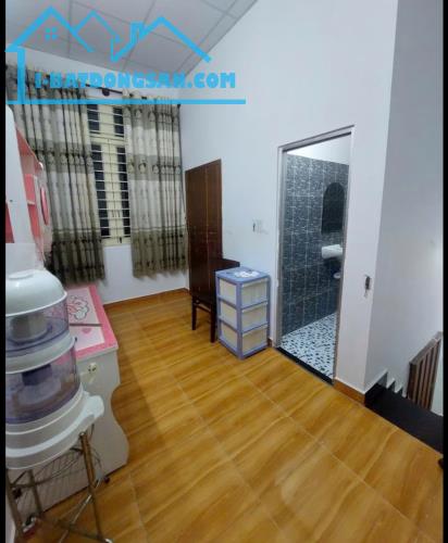 Bán nhà Mặt Tiền Làng Tăng Phú - Tăng Nhơn Phú A, Quận 9 - 120M2 - DÒNG TIỀN 300 TRIỆU/NĂM - 3