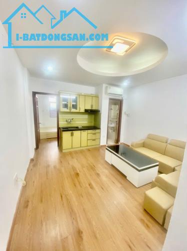 Bán căn hộ CCMN  ngõ 120 Kim Giang quận Hoàng Mai 52M, full nội thất giá 1.75 tỷ