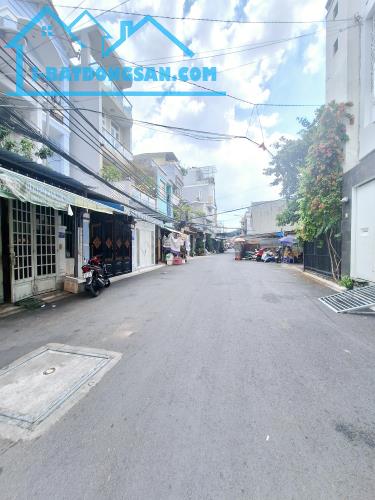 Bán Nhà Quận 7,4m x16m x4 Lầu ,Hẻm Xe Hơi Tránh Đường Lê Văn Lương ,Q.7.