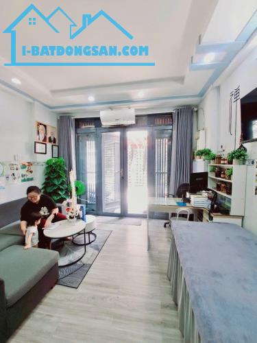 Lê Văn Quới-Ngã Tư 4 Xã-giáp Tân Phú nhà 4 tầng -4×9m- hẻm xe hơi 5m-chỉ nhỉnh 4 tỷ - 2