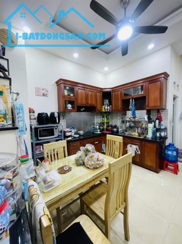 Bán nhà 3 tầng, 4PN, 4WC, 56m², 7.1 tỷ, Hiệp Bình Chánh, Thủ Đức - 3