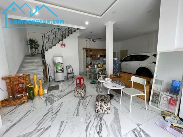 BIỆT THỰ Q2 CŨ - MẶT TIỀN ĐƯỜNG 10M LÔ GÓC THOÁNG VỊ TRÍ CỰC ĐẸP VÀ ĐẮC ĐỊA BẬC NHẤT Q2 - 4