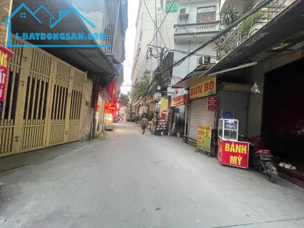 Nhà Cầu Diễn 55m2, vài bước ra quốc lộ 32, 4.1 tỷ , Liên hệ 0987501656