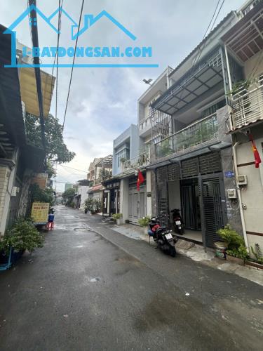 Hàng Thơm nhà Liên khu 4-5 gần chợ Bình Thành hẻm 6m thông 48m2,3 Tầng Nhỉnh 4 tỷ