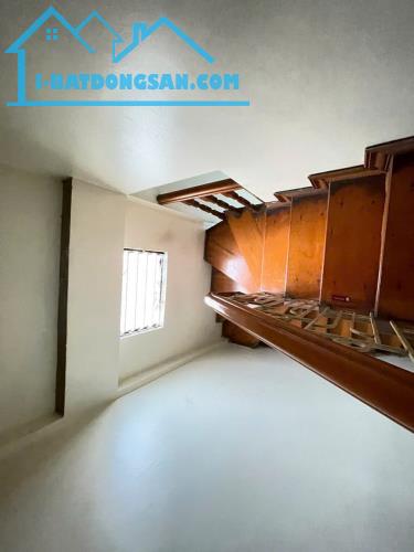 Bán Nhà Mặt Ngõ Phố Cổ 10 Tỷ Lý Nam Đế Thông 2 Phố Lớn DT 25m² x 5T, Ô tô Tránh