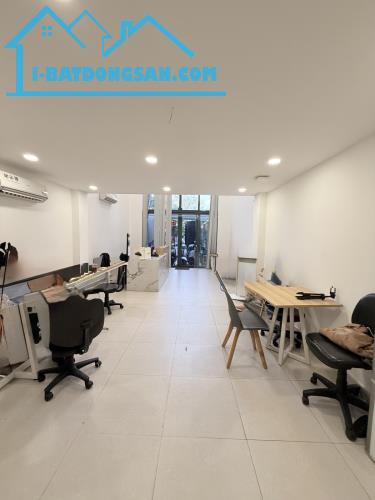 VIP QUẬN 1 – MẶT TIỀN TRUNG TÂM NGUYỄN VĂN NGUYỄN – DÒNG TIỀN KHỦNG 90TR/TH KHÔNG CÓ CĂN 2 - 3