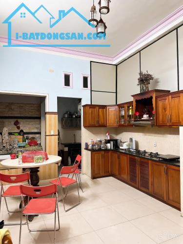 Bán nhà Phan Sào Nam-hẻm 8m thông-7PN-nhà mới-cạnh chợ-sổ nở hậu-giá tốt - 3