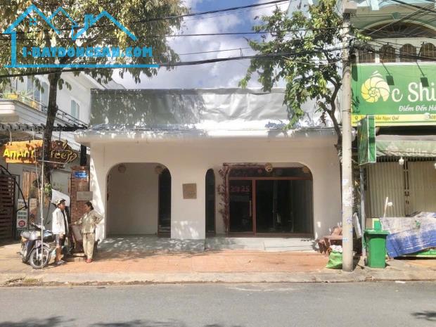 Cho thuê nhà mặt tiền ngang 8m gần đại học cần thơ giá dưới 30 triệu