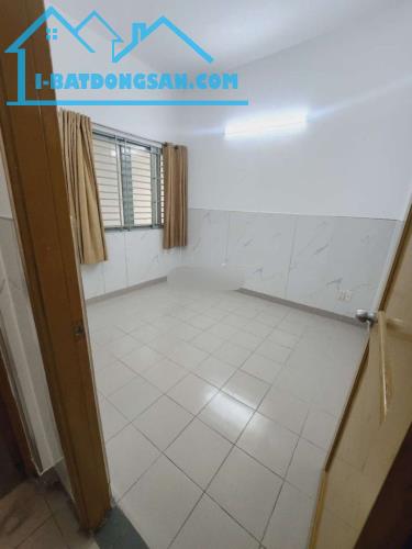 Cần bán chung cư Phú Thọ Quận 11 Sổ hồng rồi 64m 2PN giá 2,8 tỷ
