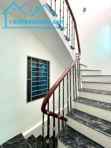 Bán nhà trung tâm Đống Đa 24m2x4 tầng 3 ngủ full nội thất về ở ngay 4.85 tỷ - 1