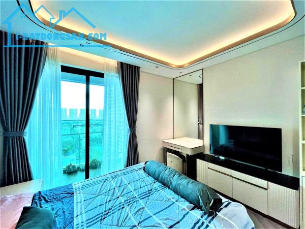 HƠN 12 TỶ NHÀ QUẬN 1 HẺM Ô TÔ - ĐIỆN BIÊN PHỦ - DT 5.5x11M ĐÚC BTCT 3 TẤM - 3PN MASTER ĐẸP - 2
