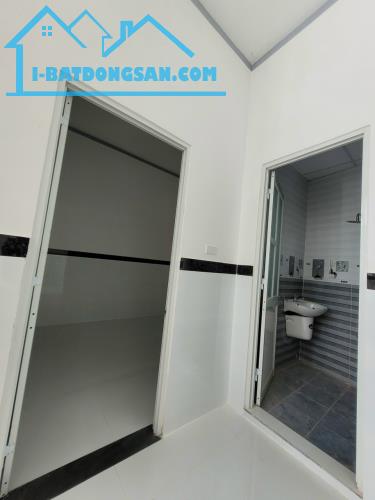 nhà lầu xây mới ngay trạm xăng dầu đức hưng giá chỉ từ 700tr sổ riêng thổ cư - 3