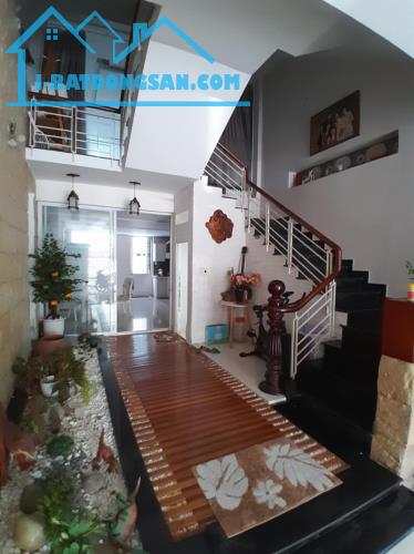 ► Nhà MT Nguyễn Phước Tần đường 15m gần Lê Đại Hành, 101m2, 3 mê cực xịn sò, 8.x tỷ - 1
