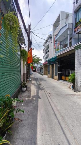 BÁN NHÀ TÂN PHÚ – DTSD 150M2 – GIÁ TỐT ĐẦU TƯ VỊ TRÍ CỰC ĐẮC ĐỊA. GIÁ CHỈ HƠN 5 Tỷ. - 1