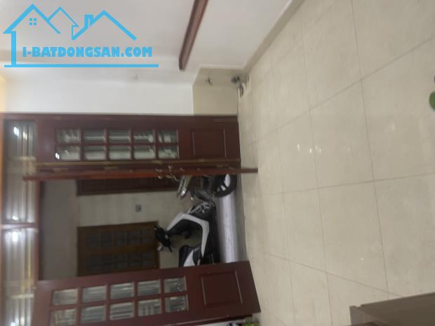 Cần bán nhà phố nguyễn đình chiểu hai bà trưng 6 tầng thang máy dienhe tích rộng sổ đẹp