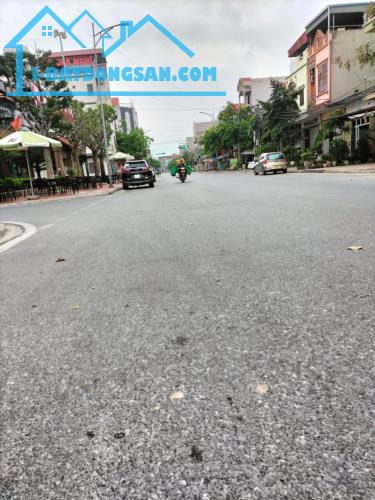 Phượng Mao Quế Võ Bác Ninh 90 m2 x 5m mt 5.9 tỷ siêu kinh doanh - 3