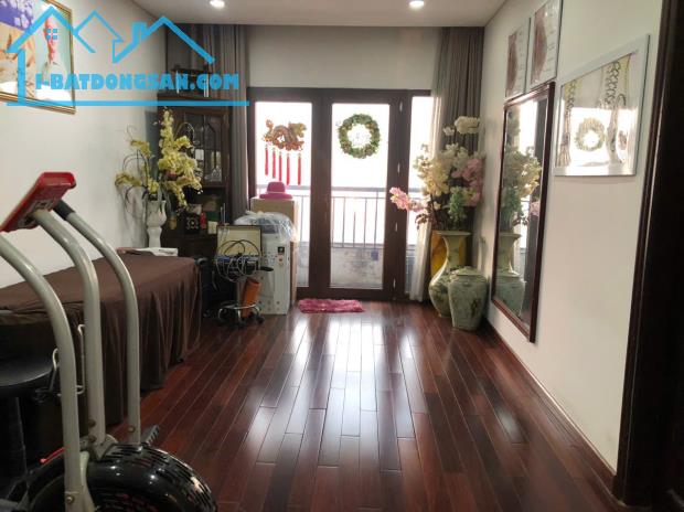 Bán nhà phân lô Doãn Kế Thiện 54m2 x 4 tầng, ngõ ô tô tránh, giá 17,5 tỷ