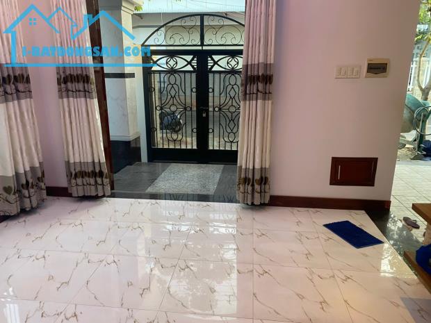Bán nhà Biệt Thư lô góc 2 mặt tiền Phan Văn Trị và Đinh Liệt  - TP Phan Thiết giá 7,2 tỷ - 3