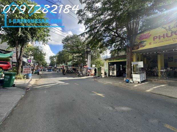 Bán nhà mặt phố 120m2, 13,5 tỷ tại Làng Tăng Phú, Tăng Nhơn Phú A, Q9, TP. - 3