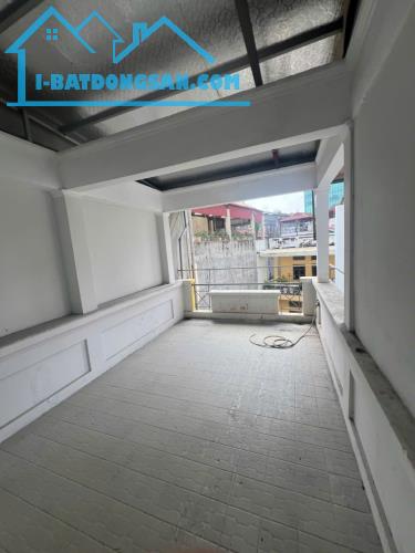 BÁN NHÀ CHÙA HÀ - 2 MẶT TIỀN - VỊ TRÍ TÓT - KINH DOANH - 4