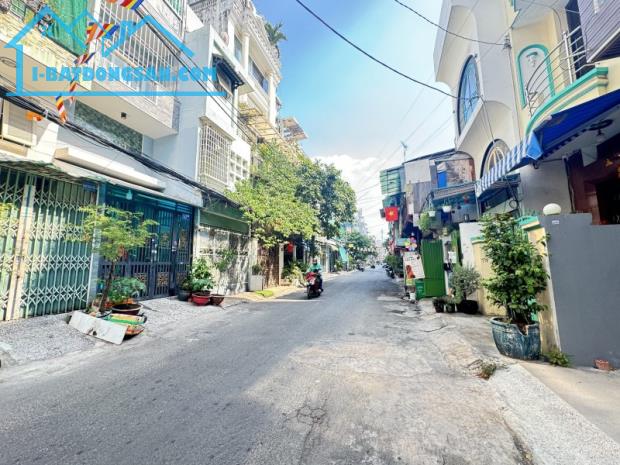 NẮM NGAY SIÊU PHẨM GIÁ TỐT NHẤT QUẬN 11! NHÀ MỚI 4 TẦNG BTCT, 4PN, 3 WC, SÂN THƯỢNG