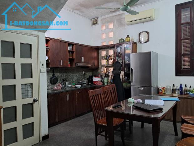 Bán Nhà 2 Mặt Ngõ Hoàng Quốc Việt. Cầu Giấy. Ô Tô. DT 54m2. MT 4m. 5 Tầng. Giá 21,8 Tỷ. - 1
