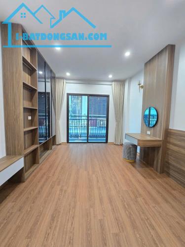 PL YÊN LÃNG - 5 TẦNG THANG MÁY DT 53m2 5 tầng Mặt tiền 3.5m Giá 15.5 tỷ - 1