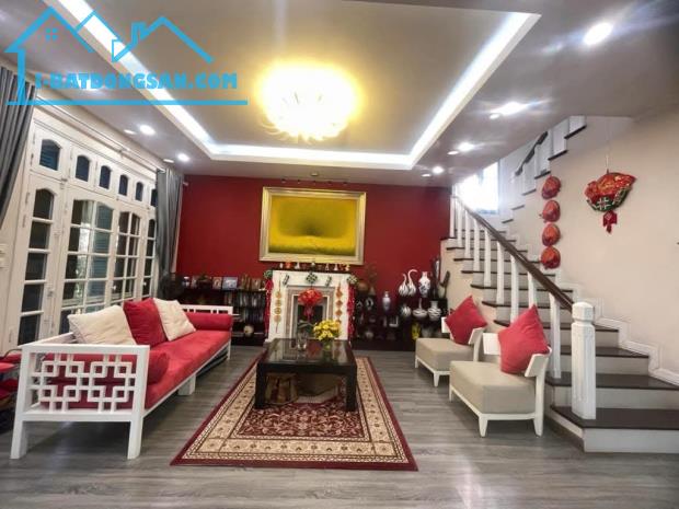 Bán biệt thự phố Trần Quốc Toản, Hoàn Kiếm 330m2, 3 tầng, mt 12m, chỉ 225 tỷ. - 1