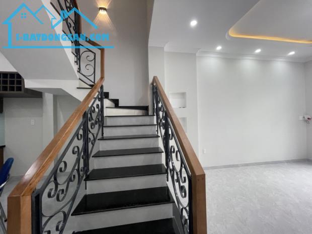 Bán nhà 4 tầng, 55m², 4PN, 5WC, 7.2 tỷ - Hiệp Bình Chánh, Thủ Đức - 1