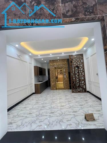 Phân lô, thang máy phố Yên Hoà - Cầu Giấy 35m2 x 7 tầng, mặt tiền 4.5m, giá 8.8 tỷ - TL - 1