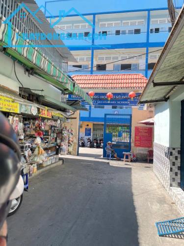 Bán nhà nhỏ Tân Hòa Đông P14Q6 ngang 4 dài 5m giá 2,6T còn TL