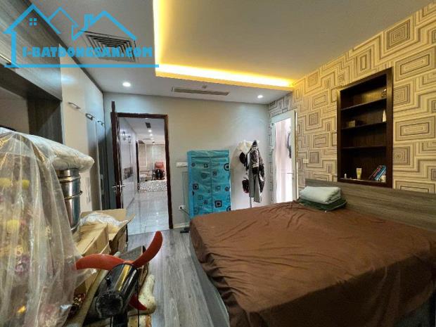 CHÍNH CHỦ GIẢM CHÀO BÁN GẤP CHUNG CƯ CAO CẤP BÊN HOÀNG CẦU DT152m2 - 2