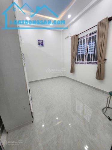 BÁN NHÀ Q.8 GẦN CẦU CHÀ VÀ , XE HƠI TỚI CỬA, 3 TẦNG BTCT, 4 PN, SHR, HOÀN CÔNG ĐỦ. - 1