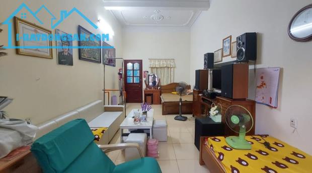 Bán nhà Chợ Đôn, Nghĩa Xá, Lê Chân, Hải Phòng. 3,5 tầng, 60m2, 7 tỷ. Ngang 4m, d2tn - 2